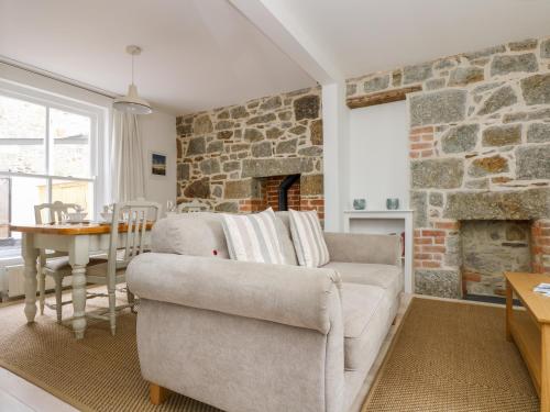 Alice Cottage - image 8