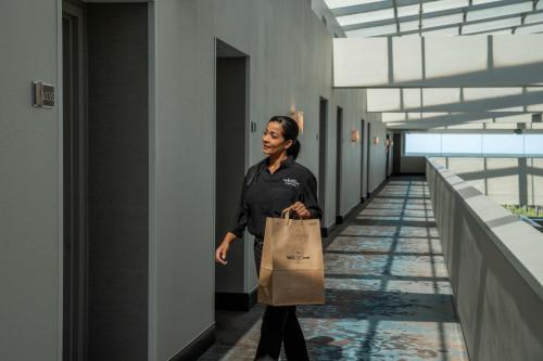 220024485 Hyatt Regency Orlando International Airport Hotel