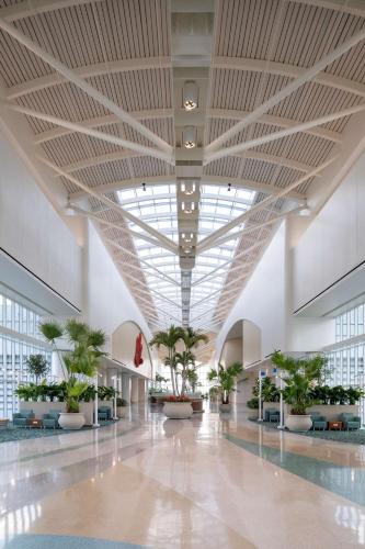 220024496 Hyatt Regency Orlando International Airport Hotel