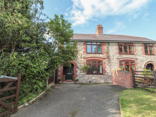 Bryn Derwen gîte à louer Llangynhafal