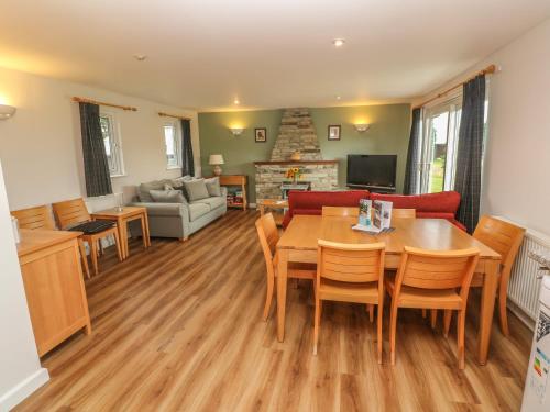 64 Waterside in Lanivet