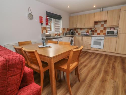 64 Waterside in Lanivet