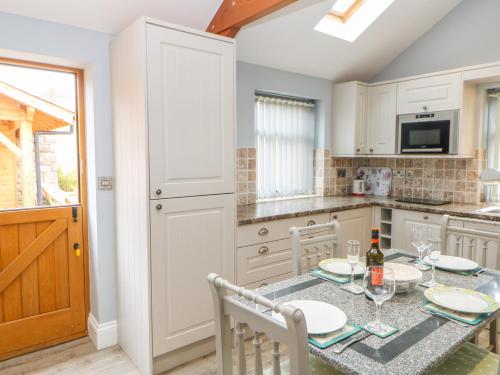 The Dove Cote in บรอมป์ตัน ออน สเวล