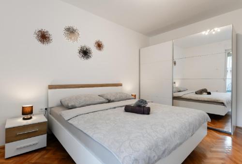 Donatus - Modern apartment near the bridge/centre