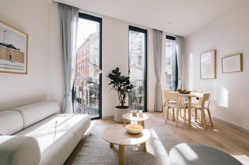 The Interlock Apartments - Oxford St, Londyn