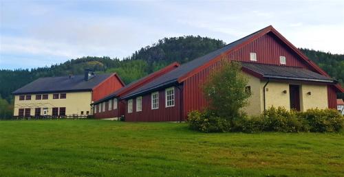 Foto 1: Lyngen Fjordhotell