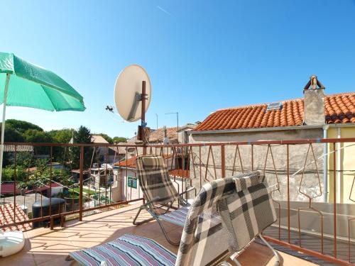 Apartment image 9