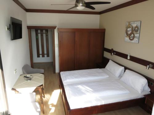 Bar Pension Lang - image 3