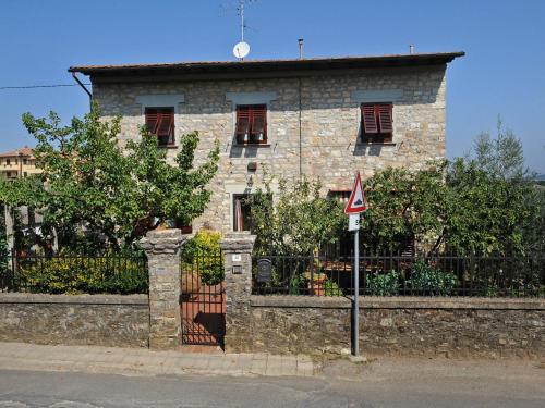  Apartment Matteuzzi by Interhome, Pension in Mercatale Val Di Pesa