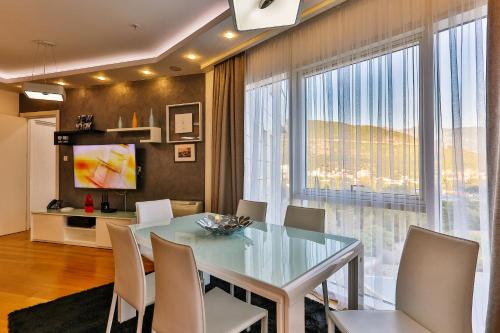 DeLux and Urban apartments Hotel Tre Canne Budva - image 6