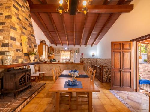 Holiday Home Cala Tuent by Interhome in أسكورا
