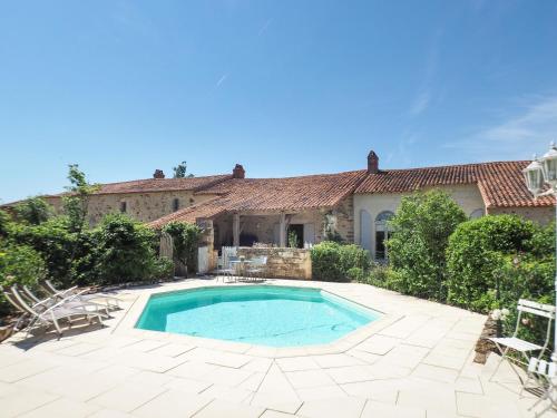 Holiday Home Gîte de l'Orangerie by Interhome