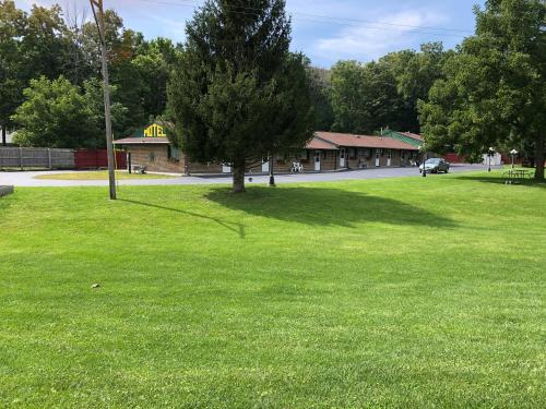 Chateau Lodge - image 6