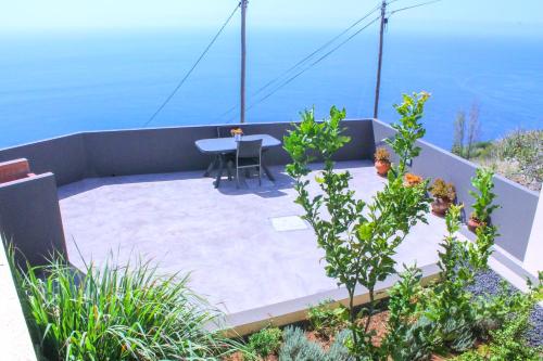  Studio Two | Massapez | Fajã da Ovelha | Calheta in Fajã da Ovelha