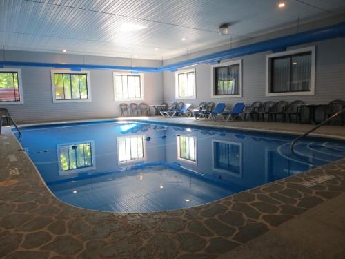 Super 8 by Wyndham Bridgeview of Mackinaw City in Mackinaw City, USA