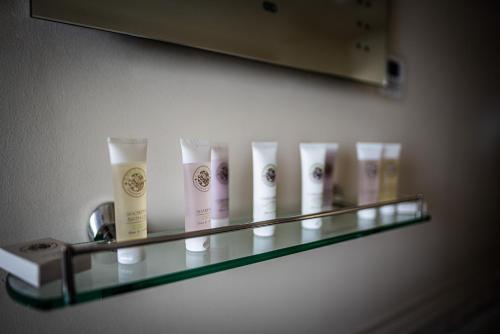 The Ship & Trades - image 7