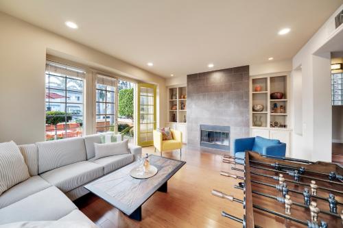 8A Peaceful oasis in Huntington Beach, USA