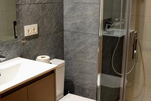 Vannas istaba, Apartamentos Zabalarena Ola in Villanueva De Aezcoa
