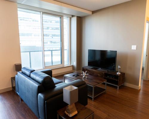Mayfair Luxe Suites Premium by Corporate Stays - Tap to explore photos