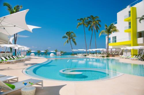 The Hacienda at Krystal Grand Puerto Vallarta- All Inclusive - 수영장