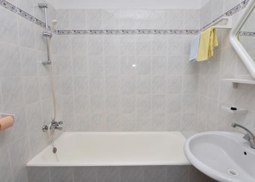 Apartments and Rooms Jakov - image 10