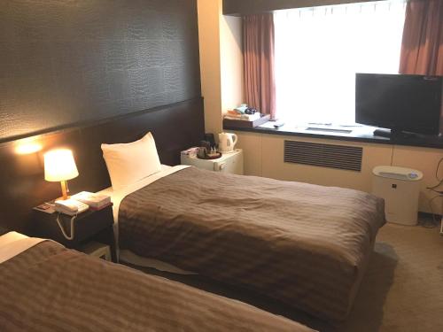 Atami New Fujiya Hotel Ideally located in the Atami area, Atami New Fujiya Hotel promises a relaxing and wonderful visit. The property features a wide range of facilities to make your stay a pleasant experience. Service-min