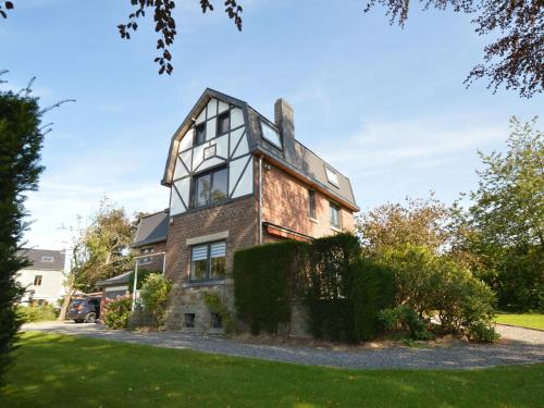  Stunning Holiday Home in Theux Ardennes with Private Garden in Jehanster
