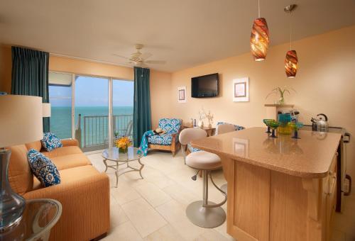 Glunz Ocean Beach Hotel and Resort - image 10