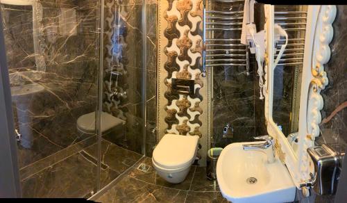 Grand Kavi Hotel - image 2