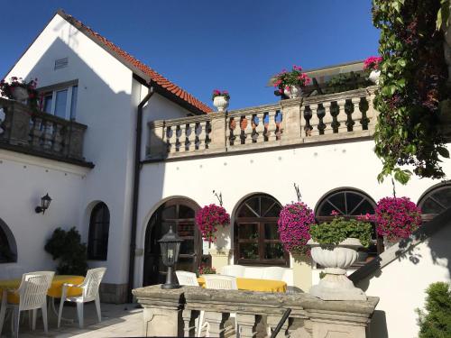 Tampilan eksterior, U svateho Urbana in Mikulov