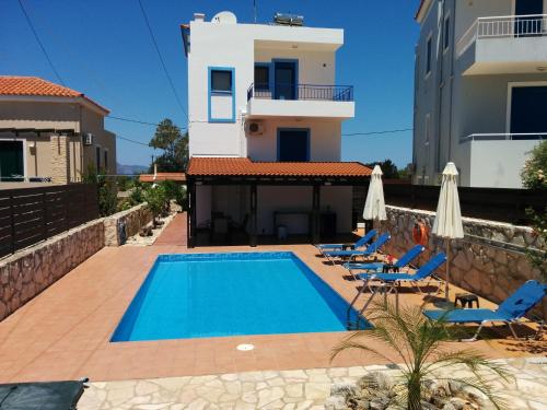  Villa Olympia with private pool and sea view in Tavronítis