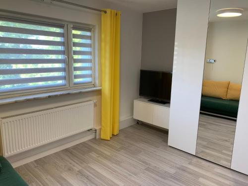 Comfortable Studio only 20 minutes from International Conference Center Katowice best place for WUF2022 EEC TNF OFF etc photo 3