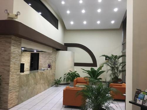 Hotel Ambassador 5