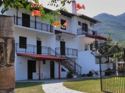  Pension Yanna in Kinira