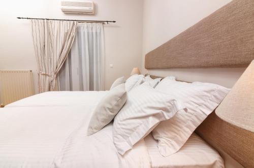  Charming and Comfy House in Agia Marina