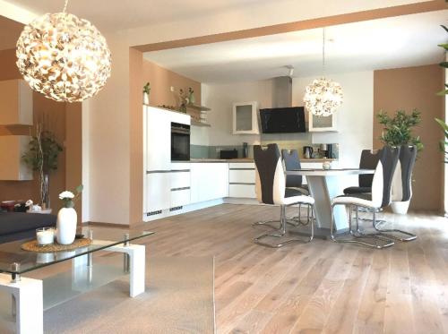 Koblenz Süd exklusive und zentrale Designer Wohnung - Apartment - Koblenz