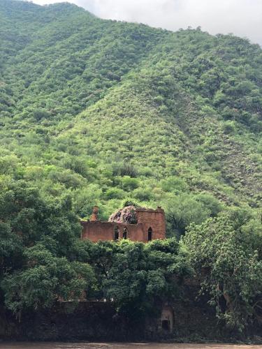 Copper Canyon Riverside Lodge