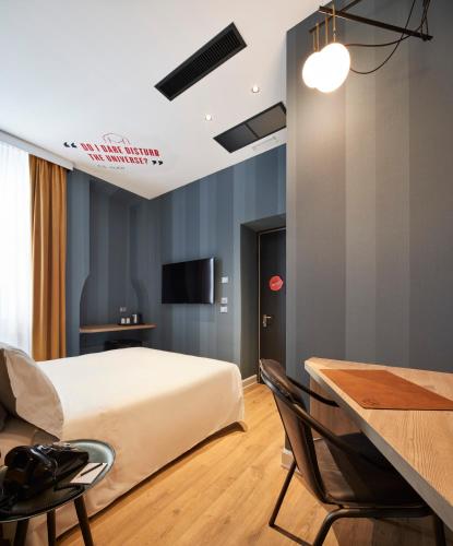The Modernist Hotel - image 4