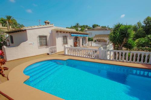 Three-Bedroom House image 6