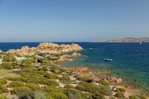 Hotel Cala Lunga - image 2