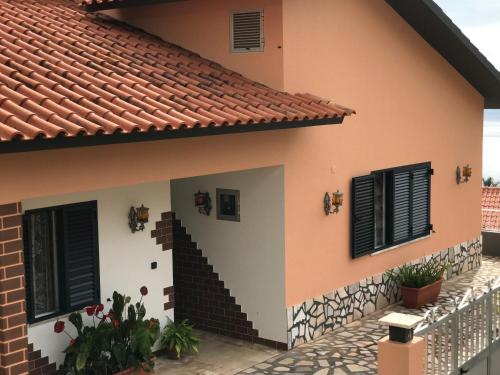  Teixeira Villa in Arco da Calheta