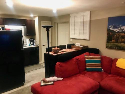 Denver Blue Bear Den 3BR 2BA & Spa thumb 4