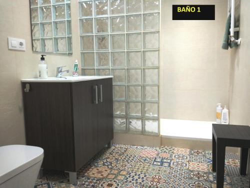 IDEAL & CENTRO, tranquilo GARAJE GRATIS y 2 baños, Logroño (photo 7)