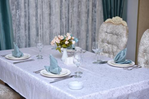 Firuze Hotel & Restaurant in Sheki