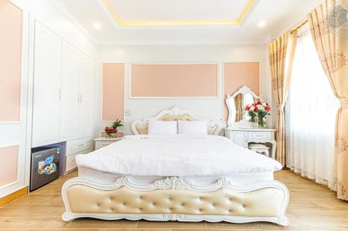 Bed, An loc hotel in Dien Bien Phu