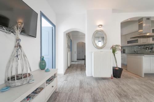  OdysseysHouse means your comfortable and unforgettable holiday accomodation in 847 00 Fira
