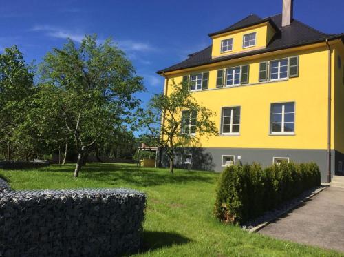 Ferienhaus alte Kinderschule - main image