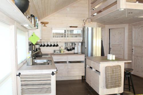 Lev-Vel - 10 person cabin in โอล