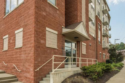 Frontdesk Portal Place Apts Oakland Pittsburgh - image 6