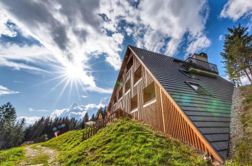Oberhauser Hütte Rodenecker - Lüsner Alm, Luson